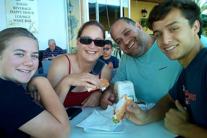 Our guests with "cannolo siciliano"