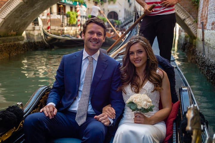 Celebrate Love: Renew Your Vows on a Romantic Gondola Ride