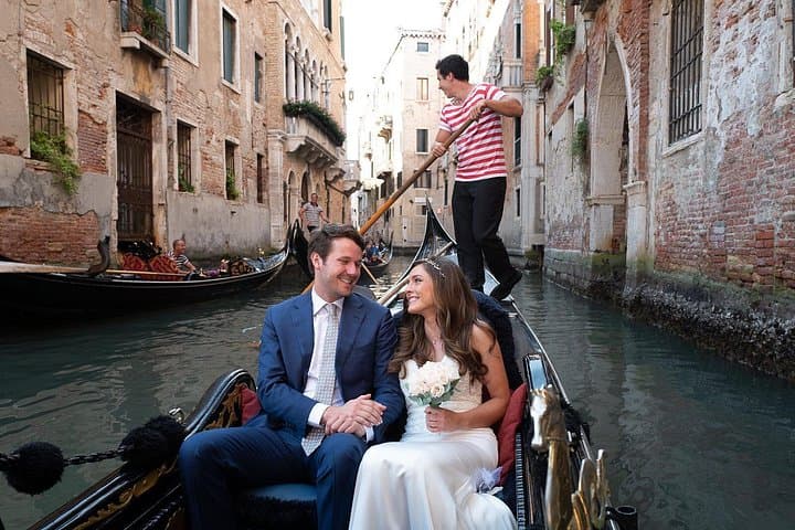 Celebrate Love: Renew Your Vows on a Romantic Gondola Ride