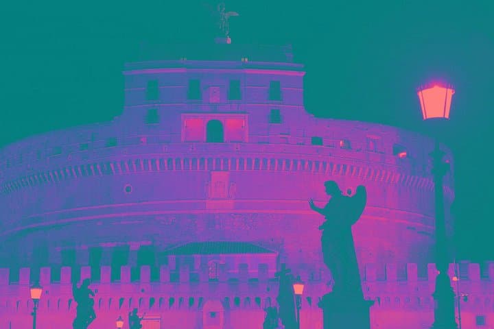Rome by Night Walking Tour - Legends & Criminal Stories