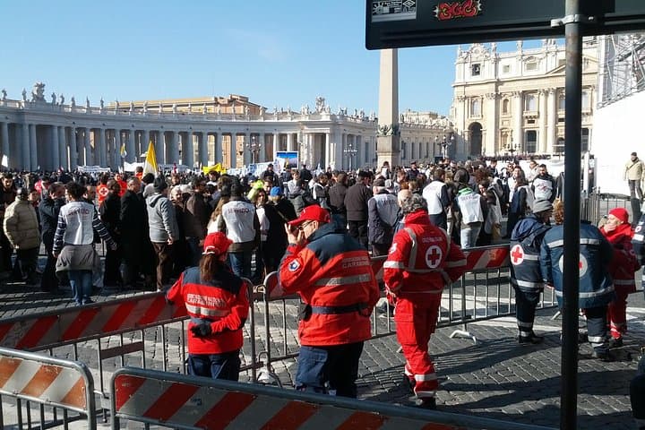 VaticanTour : Museums, Sistine Chapel and Basilica