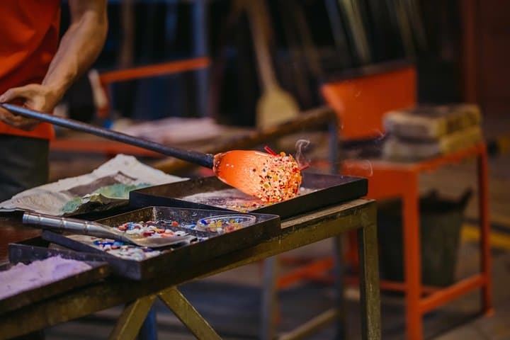 Private Grand Canal Boat Tour and Murano Glass Experience