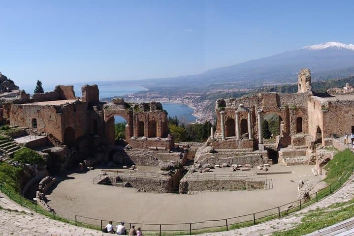 Private tour of Taormina and Castelmola from Syracuse