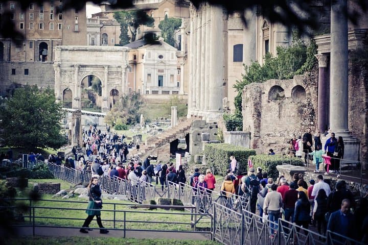Colosseum Roman Forum and Palatine Hill Tour