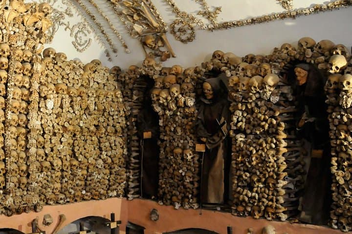 Rome for Kids: Private Underground Adventure Tour