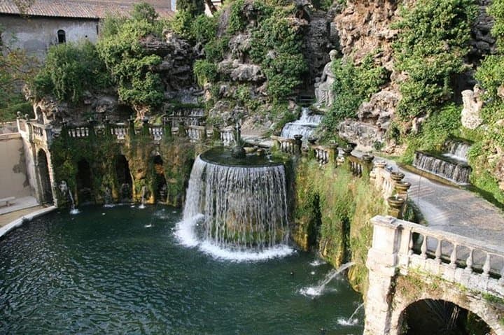Tivoli from Rome: Hadrian's Villa and Villa d'Este, Half Day Tour