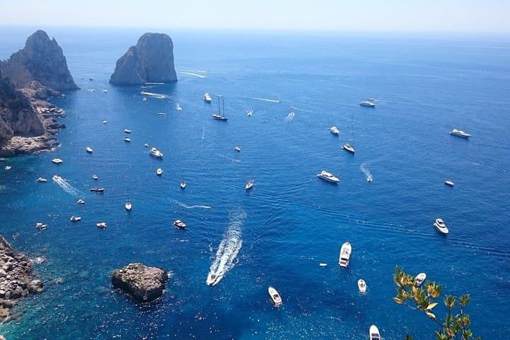 Capri Day Trip from Rome by Bus and Ferry – Multiple Options