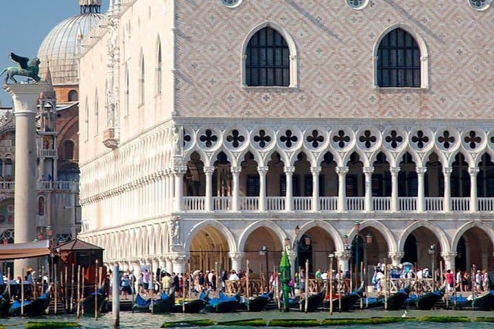 Venice Day Trip from Rome by High-Speed Train with Happy Hour