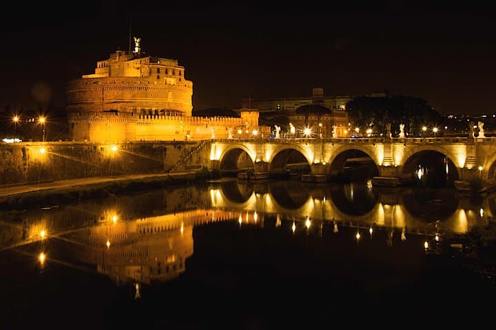 Castel Sant'Angelo from the opposite shore