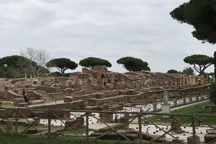 Housing district east of Piazzale delle corporazioni
