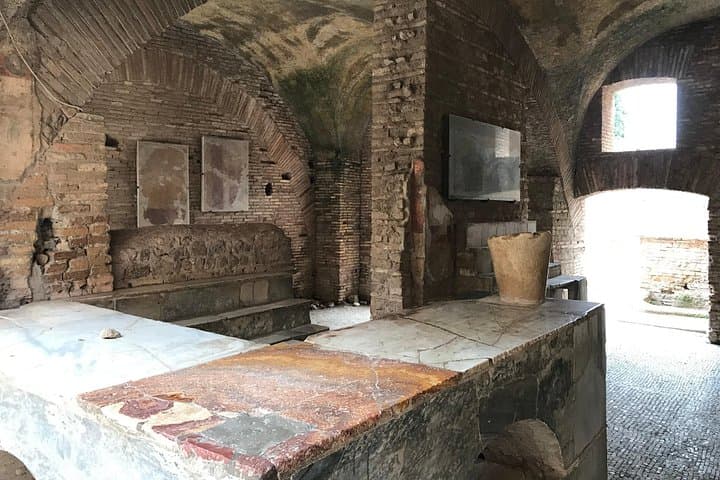 An old restaurant: ready to order??