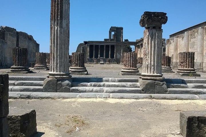 Private 6h Tour to Pompei and Ercolano with Port or Hotel pick-up