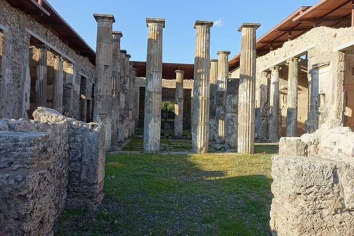 Private 6h Tour to Pompei and Ercolano with Port or Hotel pick-up