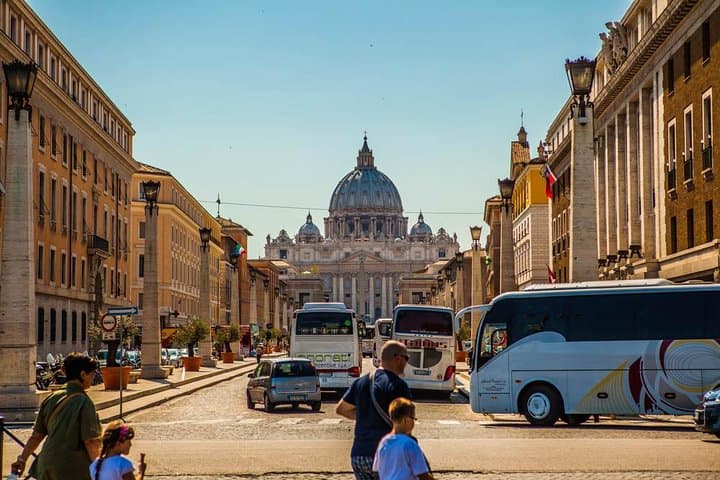 Discover Rome in a Day – Private Driver Tour