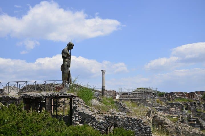 Pompeii ruins