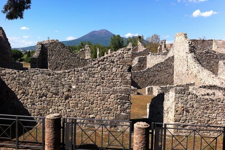 Pompeii ruins