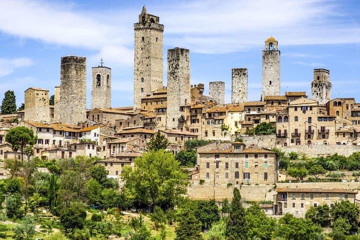 Siena and San Gimignano Private Tour from Your Hotel in Rome
