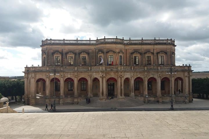 Baroque shades of Sicily (Noto, Modica and Ragusa day tour)