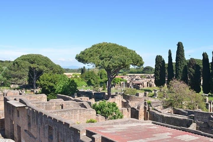 Daily life in Ostia Antica (private tour)