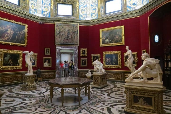 Florence Private Full-Day with Uffizi and Accademia Gallery