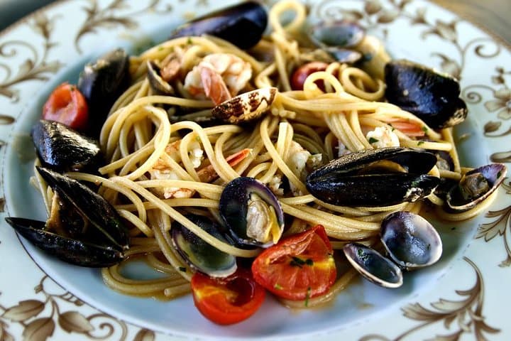 Venice Market and Cicchetti Semi-Private 6 People Food Experience