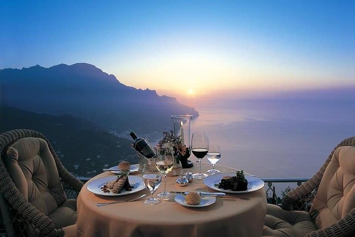 Sunset on the Amalfi Drive: out of crowding and no traffic