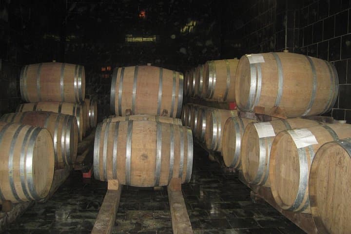 Amarone Wine Tour (all-inclusive full day with lunch and expert wine guide)