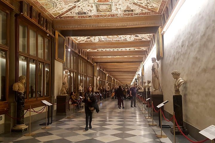 Uffizi Gallery Small group semi private tour max 15 people
