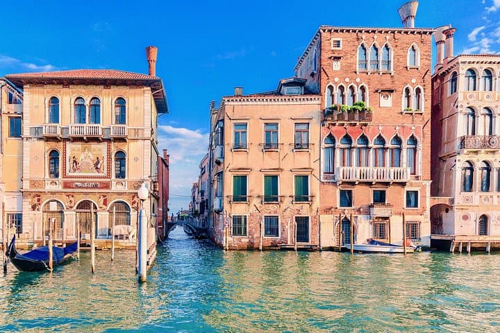 Private 2-Hour Venice Walking Tour: Explore the City with a Guide