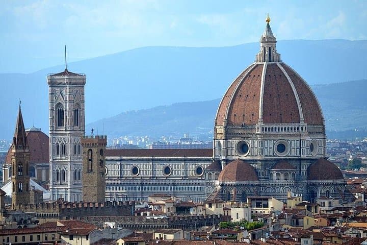 Private 4-Hour Tour of Florence with private driver and guide with Hotel pick-up