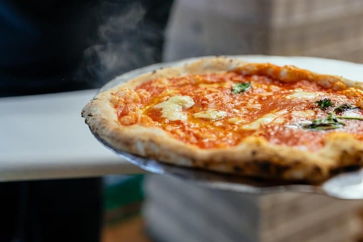 Naples private food tour with a local private guide