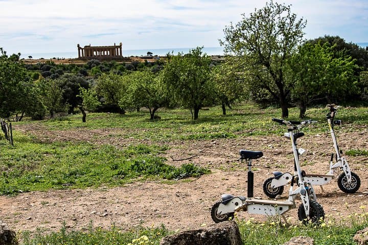 Electric scooter tour in the Valley of the Temples Agrigento