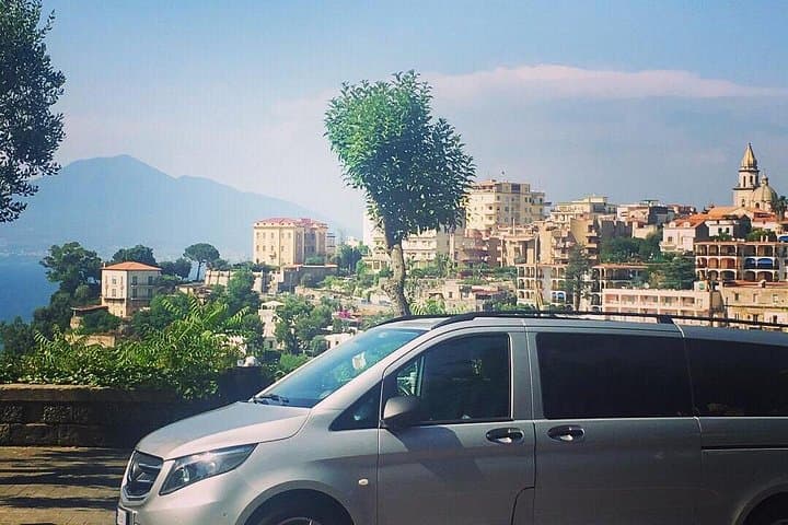 Private Transfer with driver from Naples to Sorrento