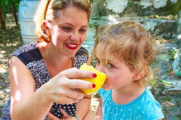 Discover Sorrento with food tasting and walking Tour