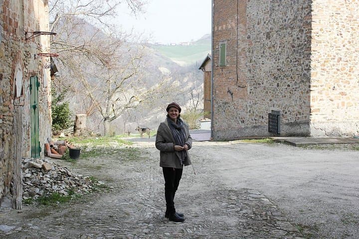 Pasta Class in Bologna in a 15th-Century Estate Home with Chiara