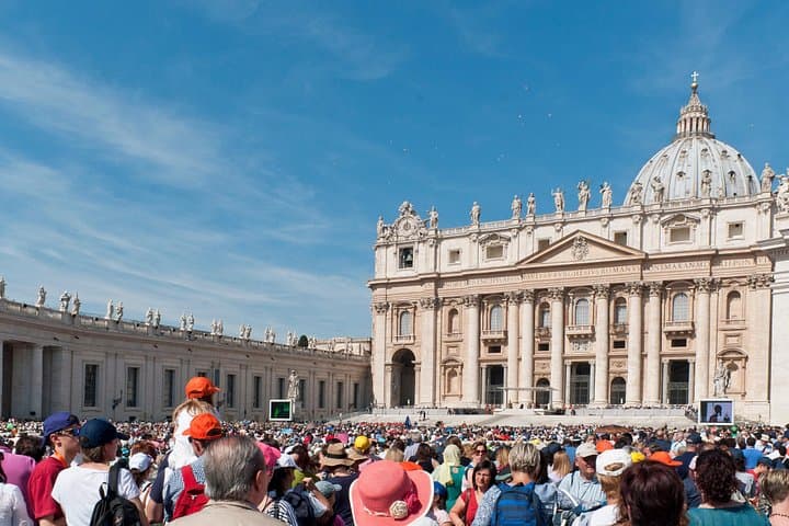 Papal Audience with Pope Leo XIV and Expert Local Guide