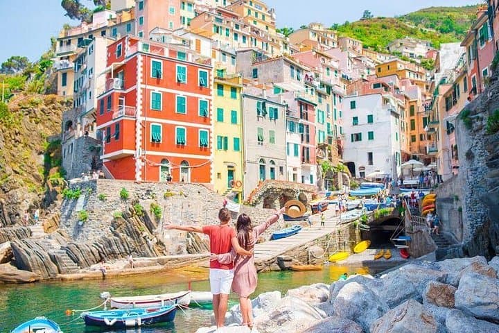 Visit Cinque Terre from Pisa