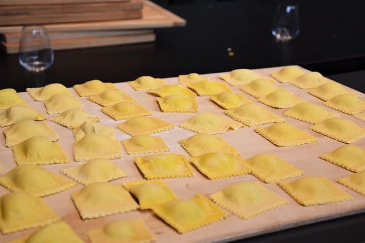 Private Cooking Class in Wonderful Villa With Lunch or Dinner (Parma)