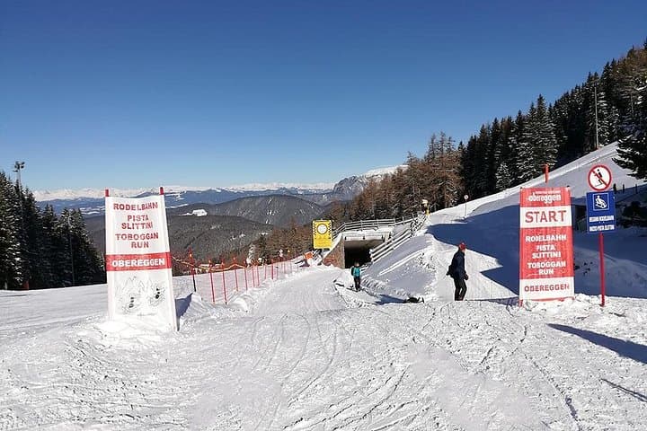 The most famous sledge slope in the Dolomites and a panoramic tour by car