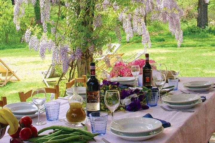 Tuscany Wine Experience: Dining at a San Gimignano Winery