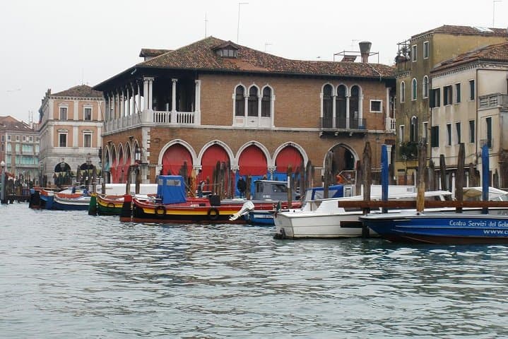 Best of Venice in 2 Hours: Walking Tour & Gondola Ride