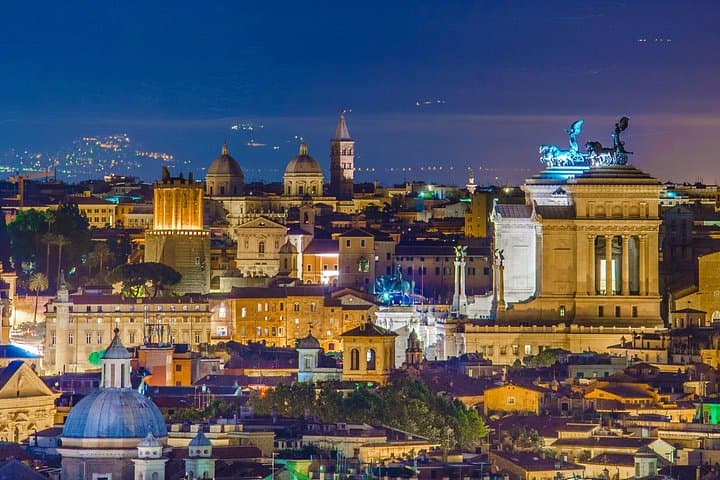 Rome After Dark: Explore the Eternal City Under the Moonlight