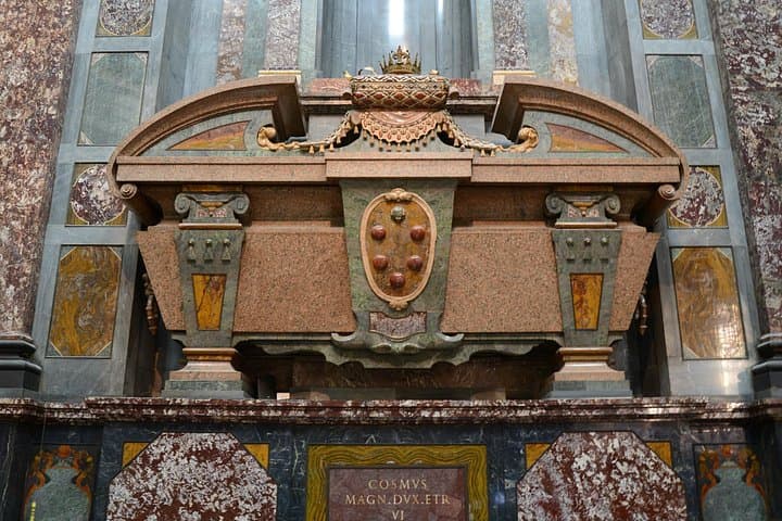 Medici Chapels and San Lorenzo Basilica Private Tour