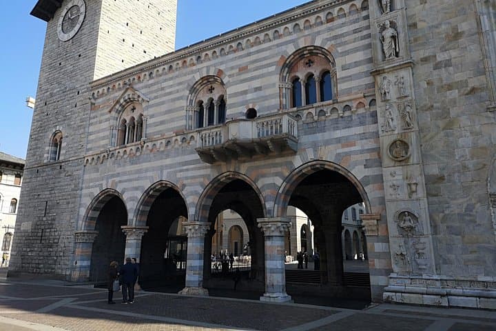 Private Tour to Bellagio on Lake Como from Stresa