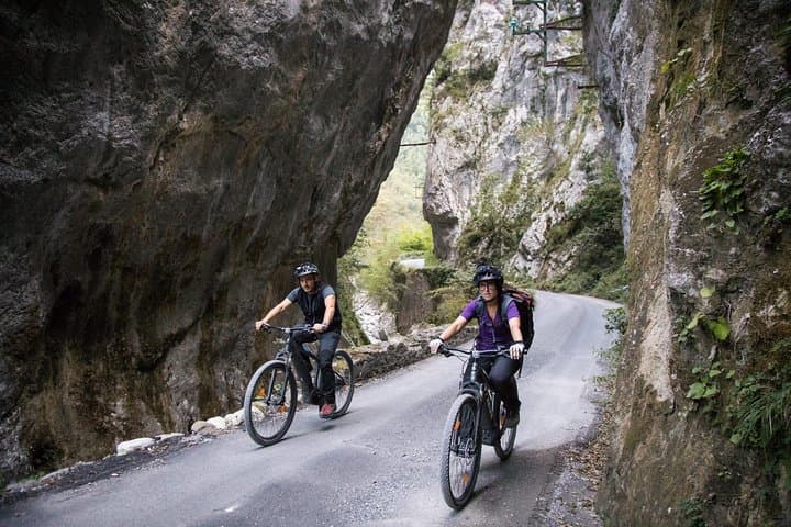 MTB e-bike rental at Equi Terme