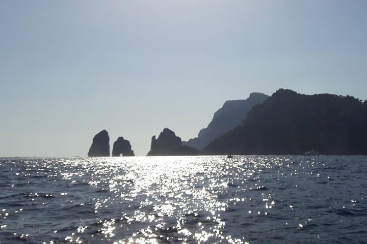 Private boat tour of the island of Capri
