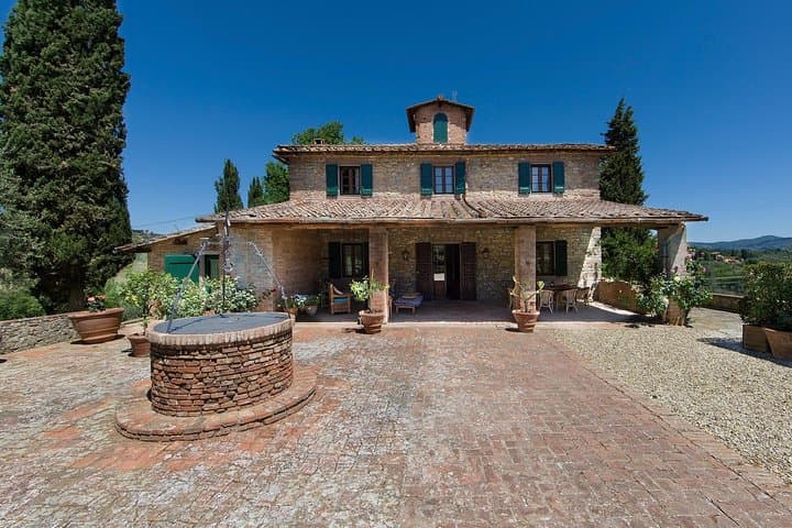 Authentic Culinary Experience in a Tuscan Family Estate