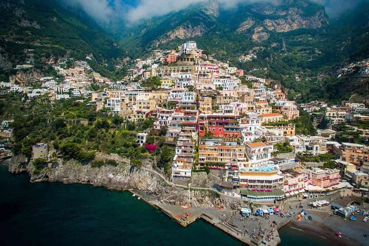 Private Transfer by Minivan from Sorrento to Positano