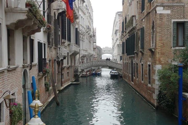 Venice for Pleasure: Water Taxi & Hidden Venice