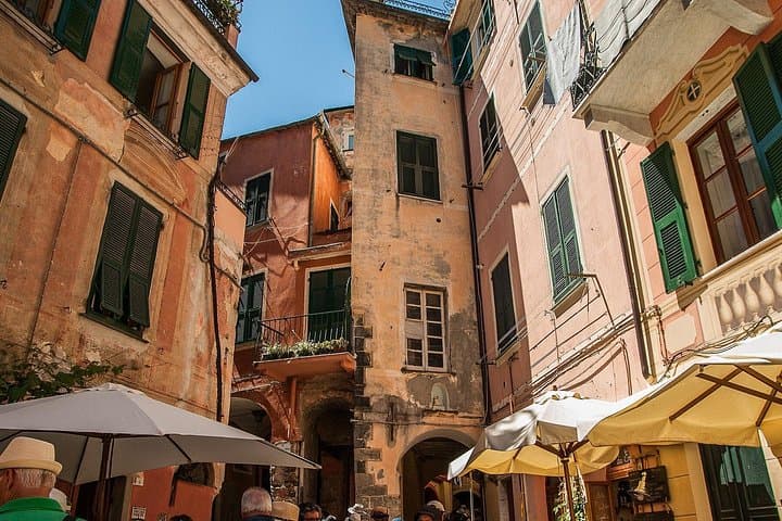 The heart of the 5 Terre: Monterosso and national park ebike tour